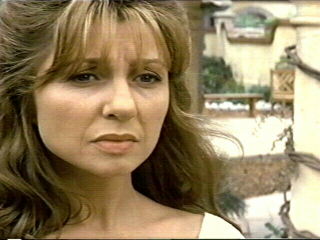 Anji - Ba'ku woman with whom Captain Picard fell in love - Donna Murphy