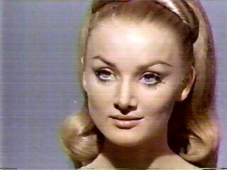 Kelinda - Kelvan female disguised as a human - Barbara Bouchet